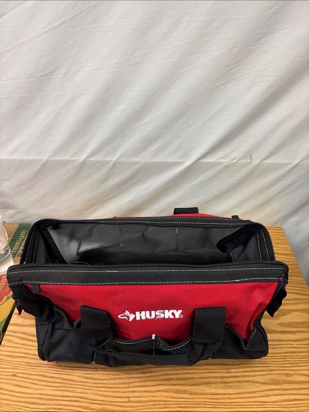 Sky Red and Black Duffel Tool Bag – Heavy-Duty Carrying Case